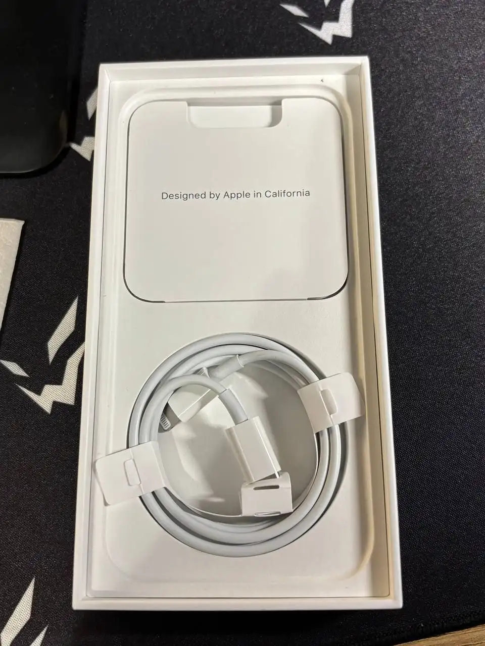 iPhone 12 64гб в хорошем состоянии - Смартфоны (Электроника) в Екатеринбург