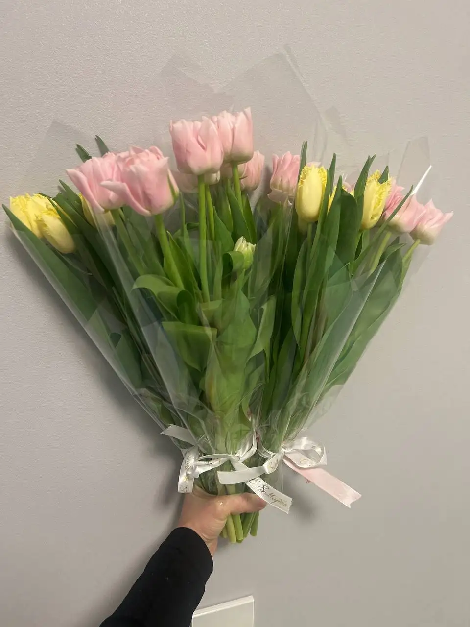 Тюльпаны тепличные к 8 Марта в Екатеринбурге - Цветы (Барахолка) в Екатеринбург
