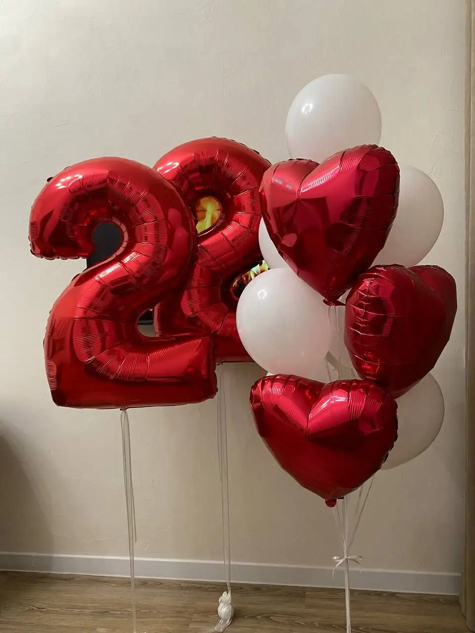 Сюрприз из воздушных шаров для девушки - Услуги в Екатеринбург