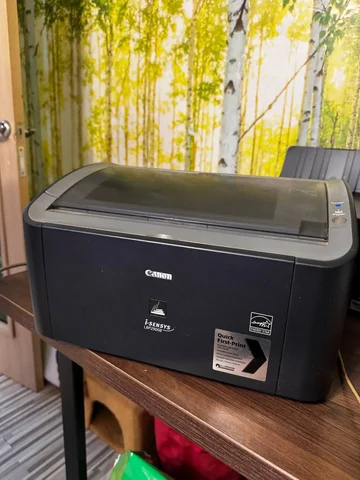 Старичок Canon в отличном состоянии - Смарт-часы в Екатеринбург