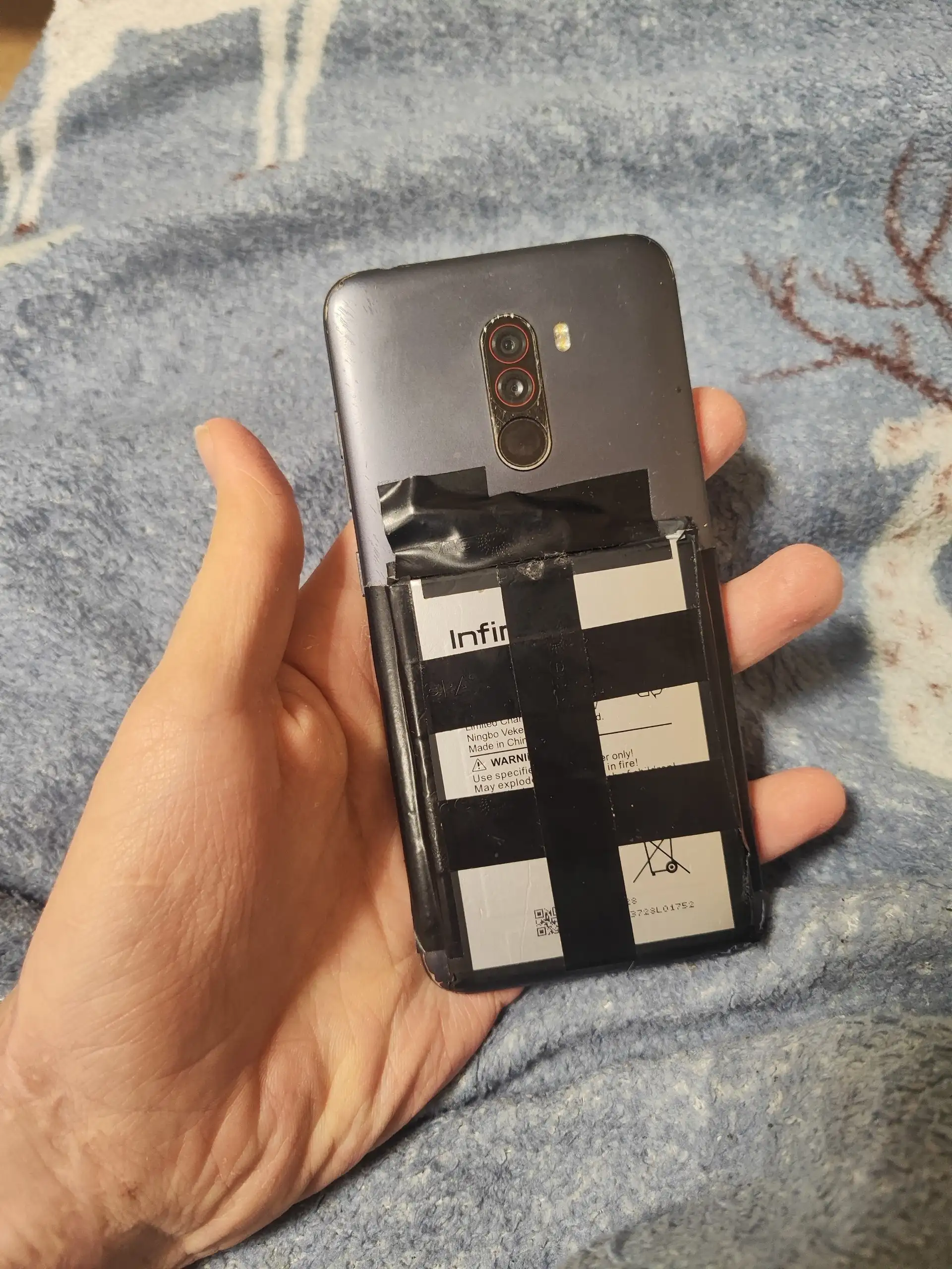 Обмен лотов телефонов различных брендов - Электроника (Барахолка) в Екатеринбург