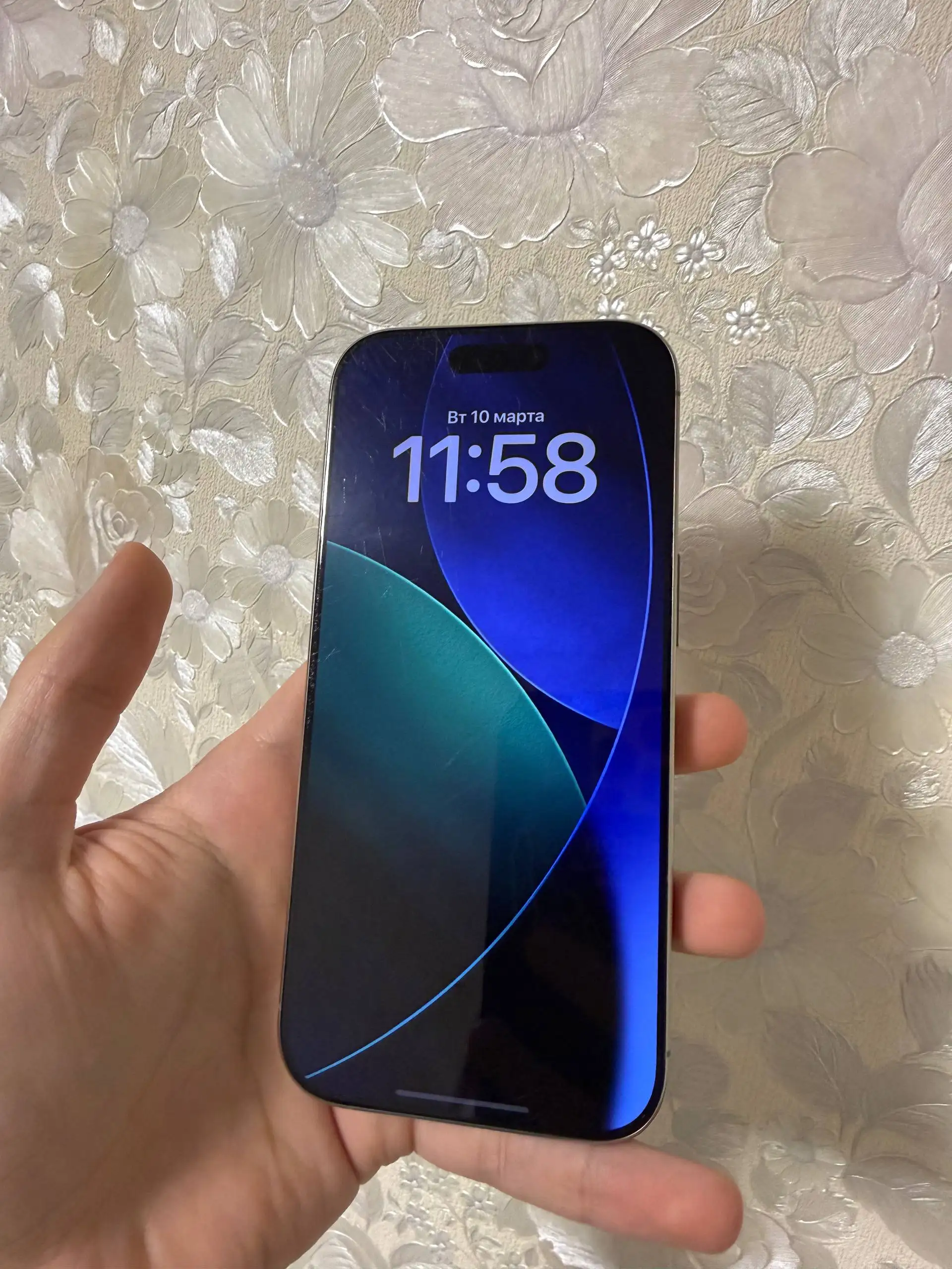 iPhone 16 Pro 128 ГБ в хорошем состоянии - Смартфоны (Электроника) в Екатеринбург