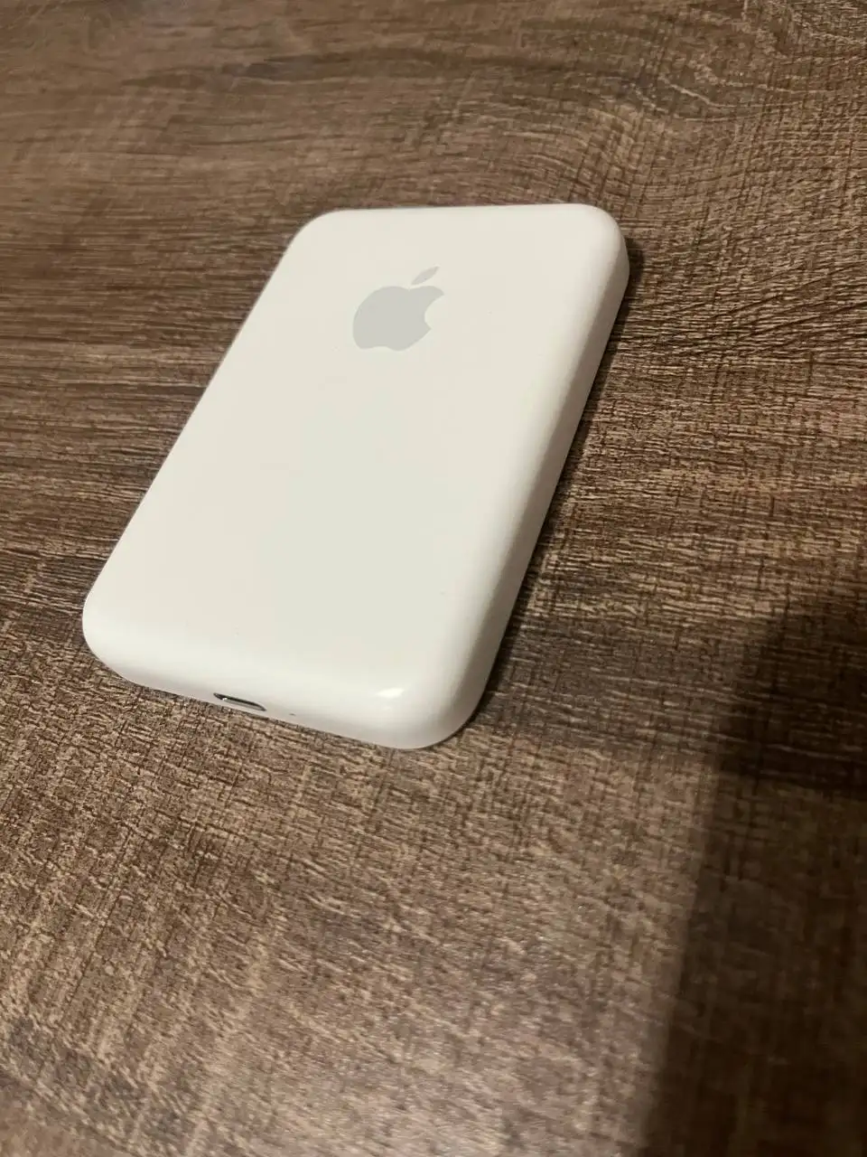 Внешний аккумулятор Apple MagSafe Battery Pack - Аксессуары для телефонов (Электроника) в Екатеринбург