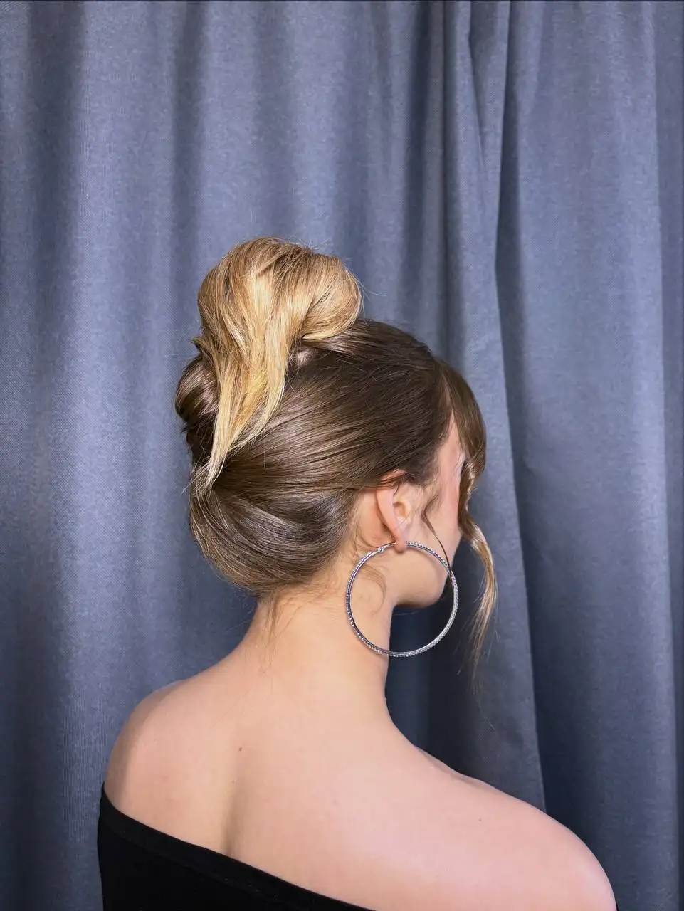 Услуги мастера по реконструкции волос, прическам и макияжу - Красота и здоровье (Услуги) в Екатеринбург