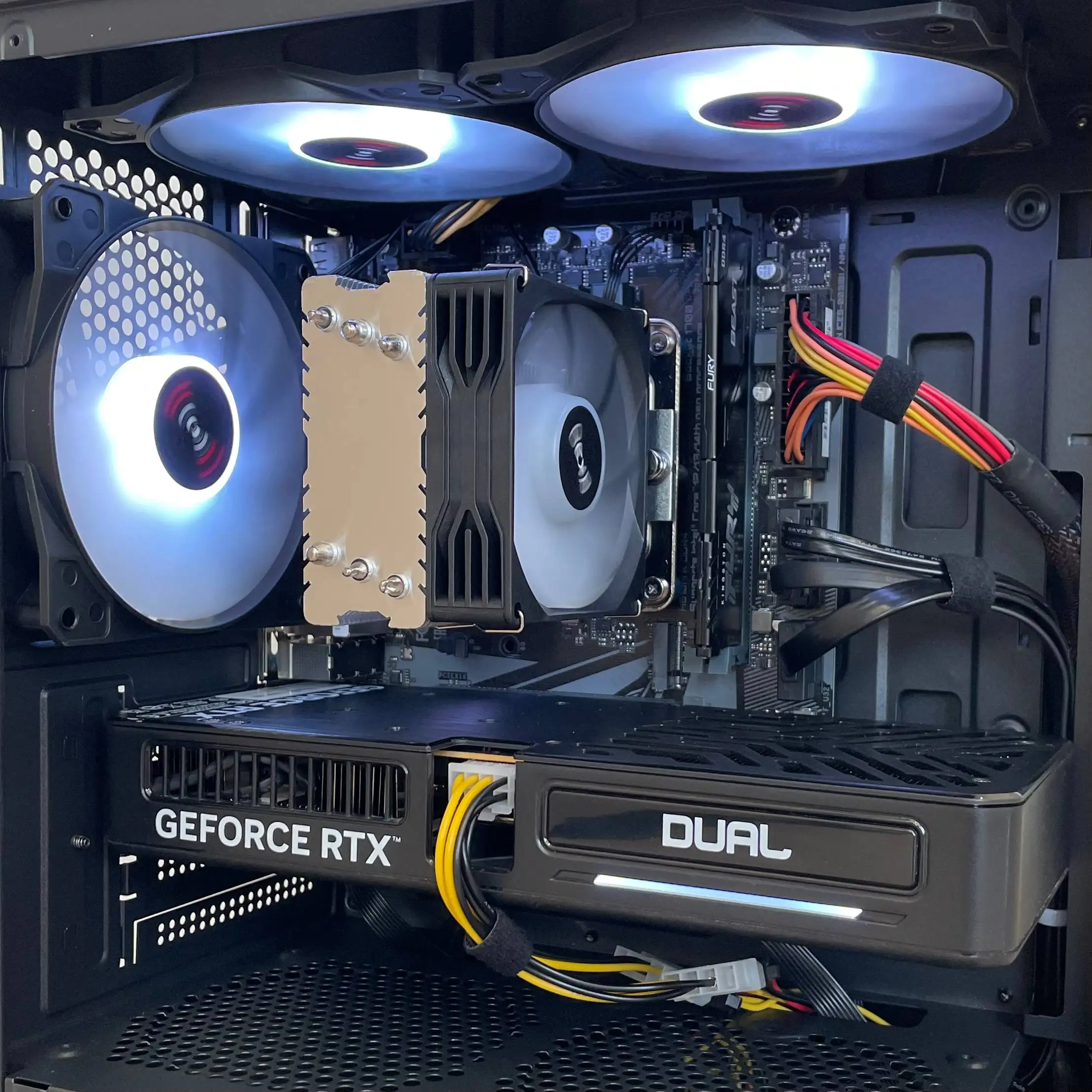 Игровой компьютер Intel Core i5-12400 с RTX 5060 - Компьютеры (Электроника) в Екатеринбург