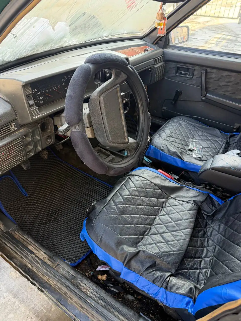 Продажа автомобиля ВАЗ 2109 1999 года - Легковые автомобили (Авто) в Екатеринбург