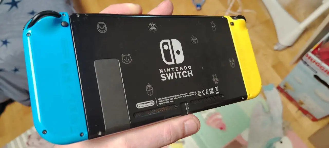 Продам Nintendo Switch rev. 2 с чиповкой и доп. комплектом - Игровые приставки (Электроника) в Екатеринбург