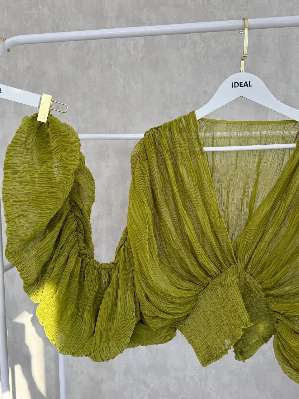 Женская блузка салатового цвета - Женская одежда (Одежда) в Екатеринбург