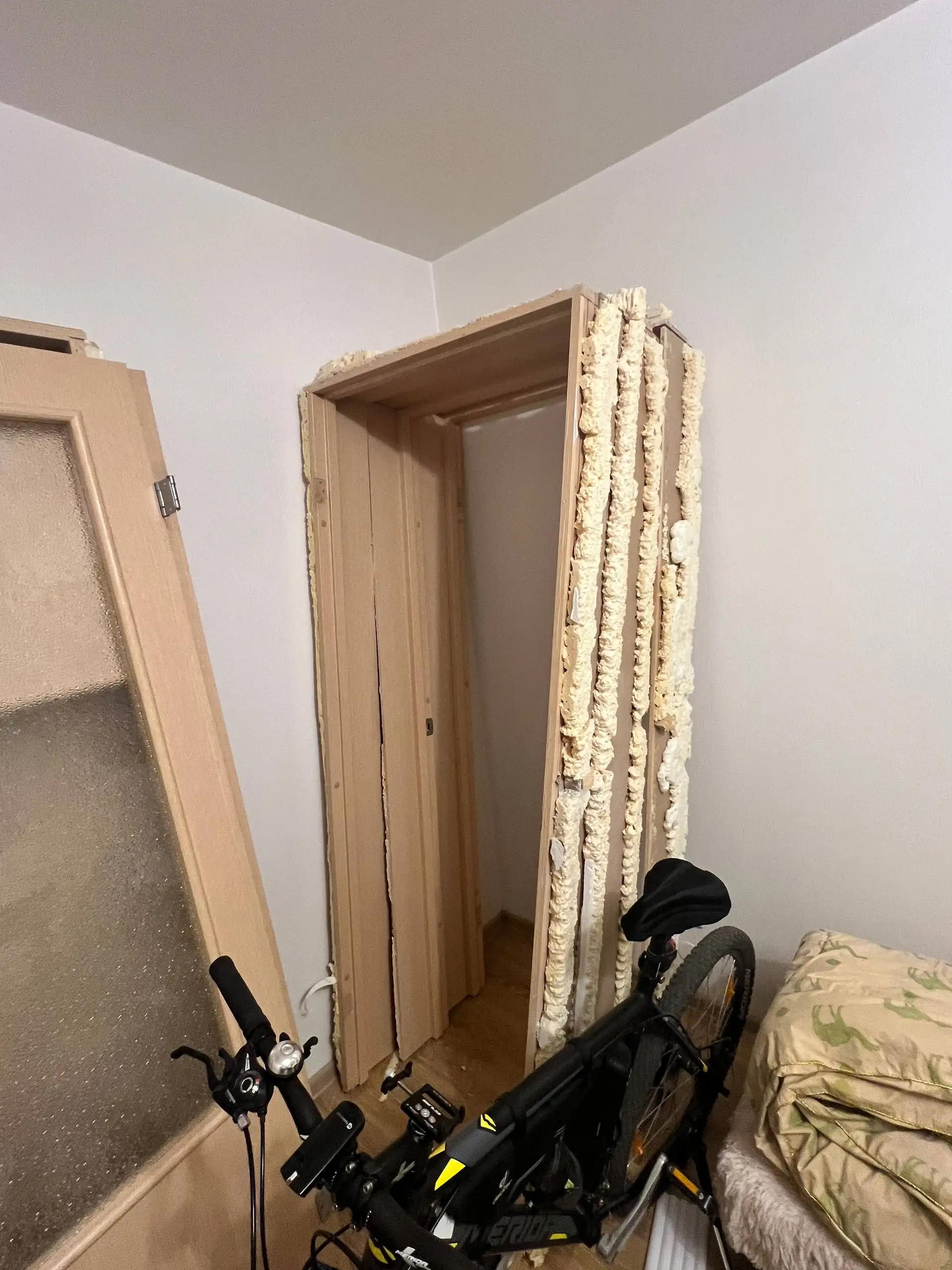 Двери с коробкой и наличниками - Двери (Барахолка) в Екатеринбург