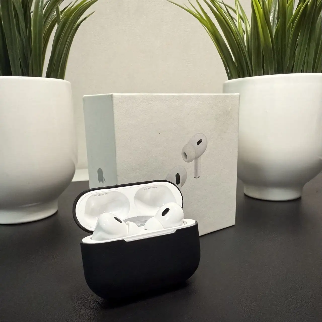 AirPods Pro 2 (USB-C / MagSafe) новые с полной комплектацией - Наушники (Электроника) в Екатеринбург