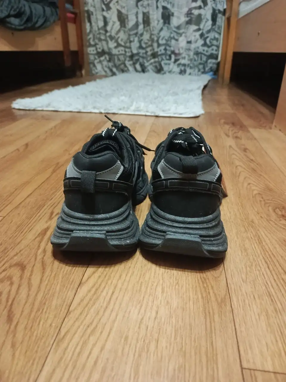 Новые кроссовки TINICOO размер 41 черного цвета - Обувь (Одежда) в Екатеринбург