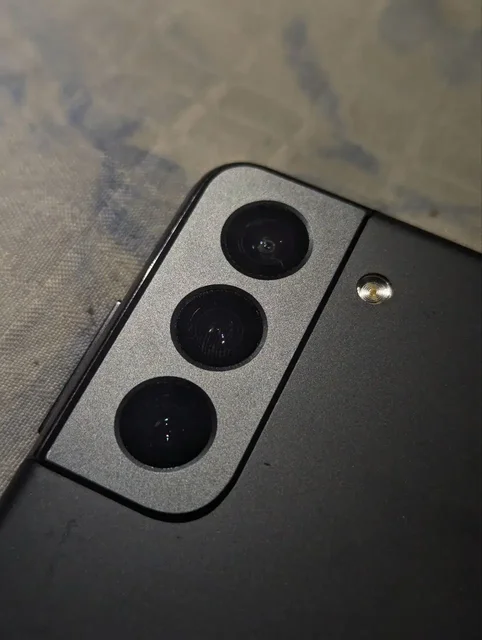 Телефон для корейского рынка с трещинами, обмен на iPhone - Телевизоры в Екатеринбург