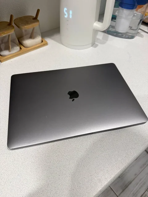 Продам MacBook Pro 2017 года - Ноутбуки в Екатеринбург