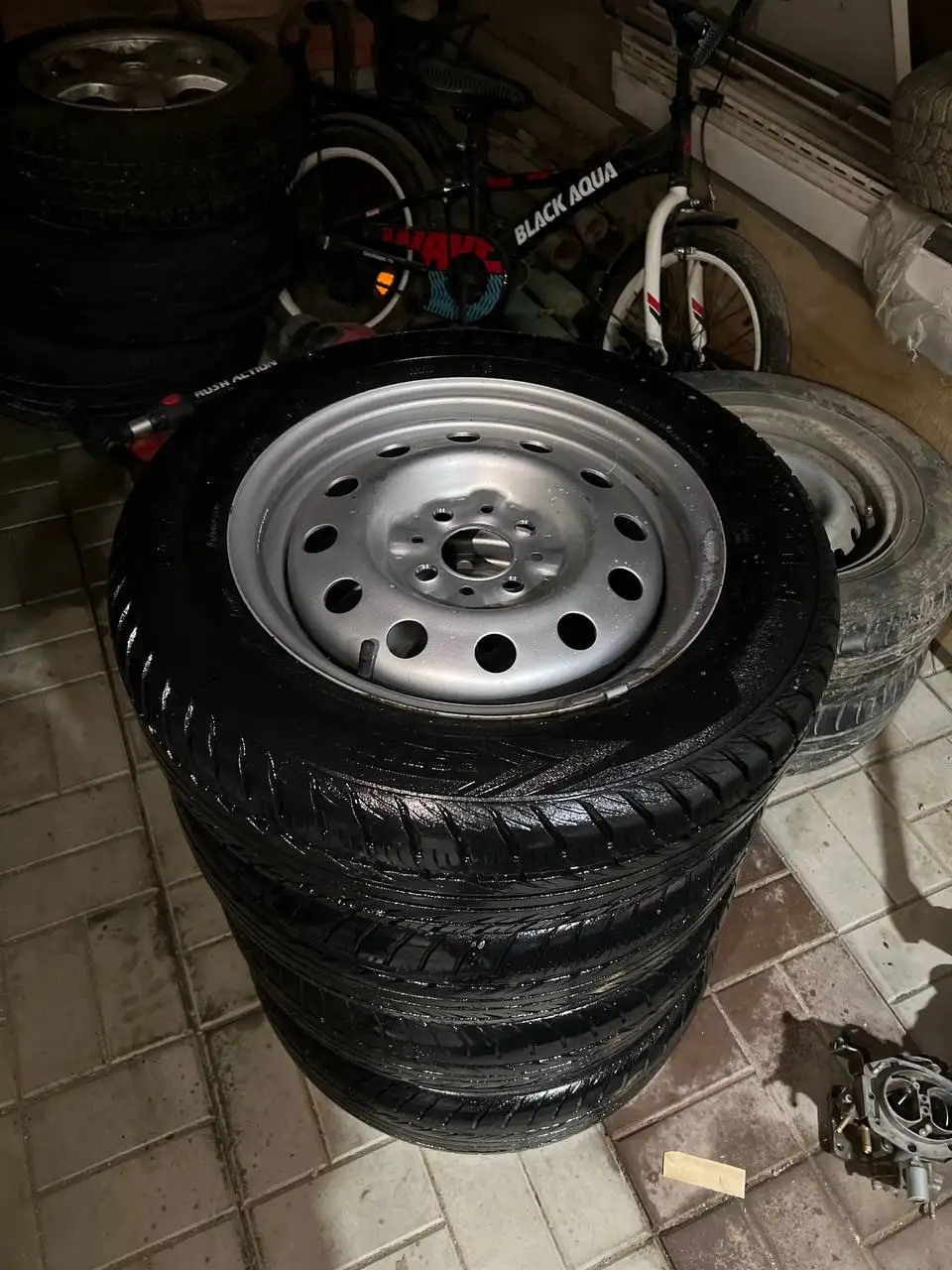 Штампованные диски R14 и R15 на летней резине - Запчасти (Авто) в Екатеринбург