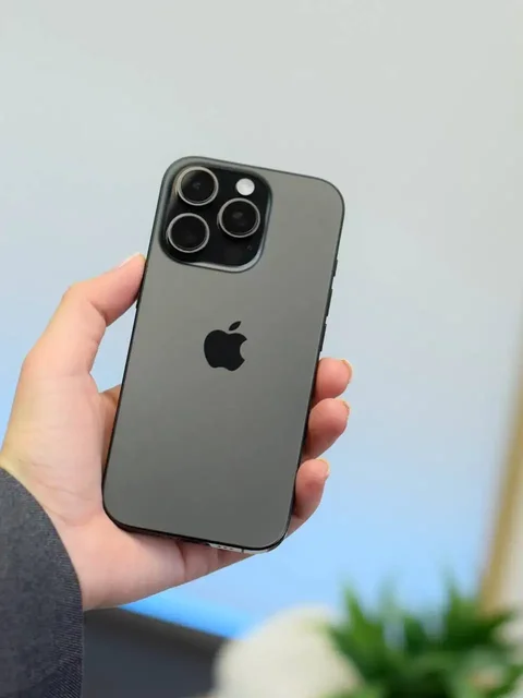 iPhone 16 Pro Black Titanium 256Gb - Аксессуары для телефонов в Екатеринбург