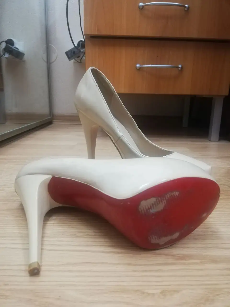 Обувь 37 размер: черные, бежевые, ботильоны, туфли, зимние ботильоны - Обувь (Одежда) в Екатеринбург