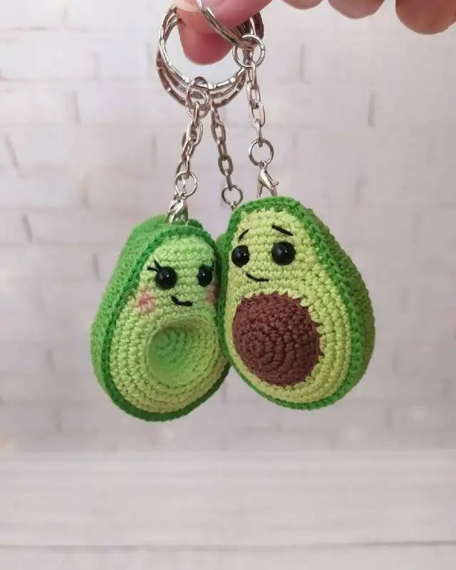 Мастер по вязанию игрушек ищет сотрудничество с магазинами - Рукоделие (Услуги) в Екатеринбург