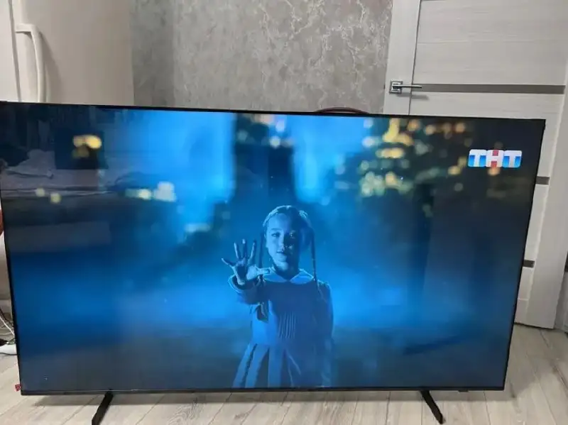 Samsung Телевизор U8000F 4K Smart TV 65" - Телевизоры (Электроника) в Екатеринбург