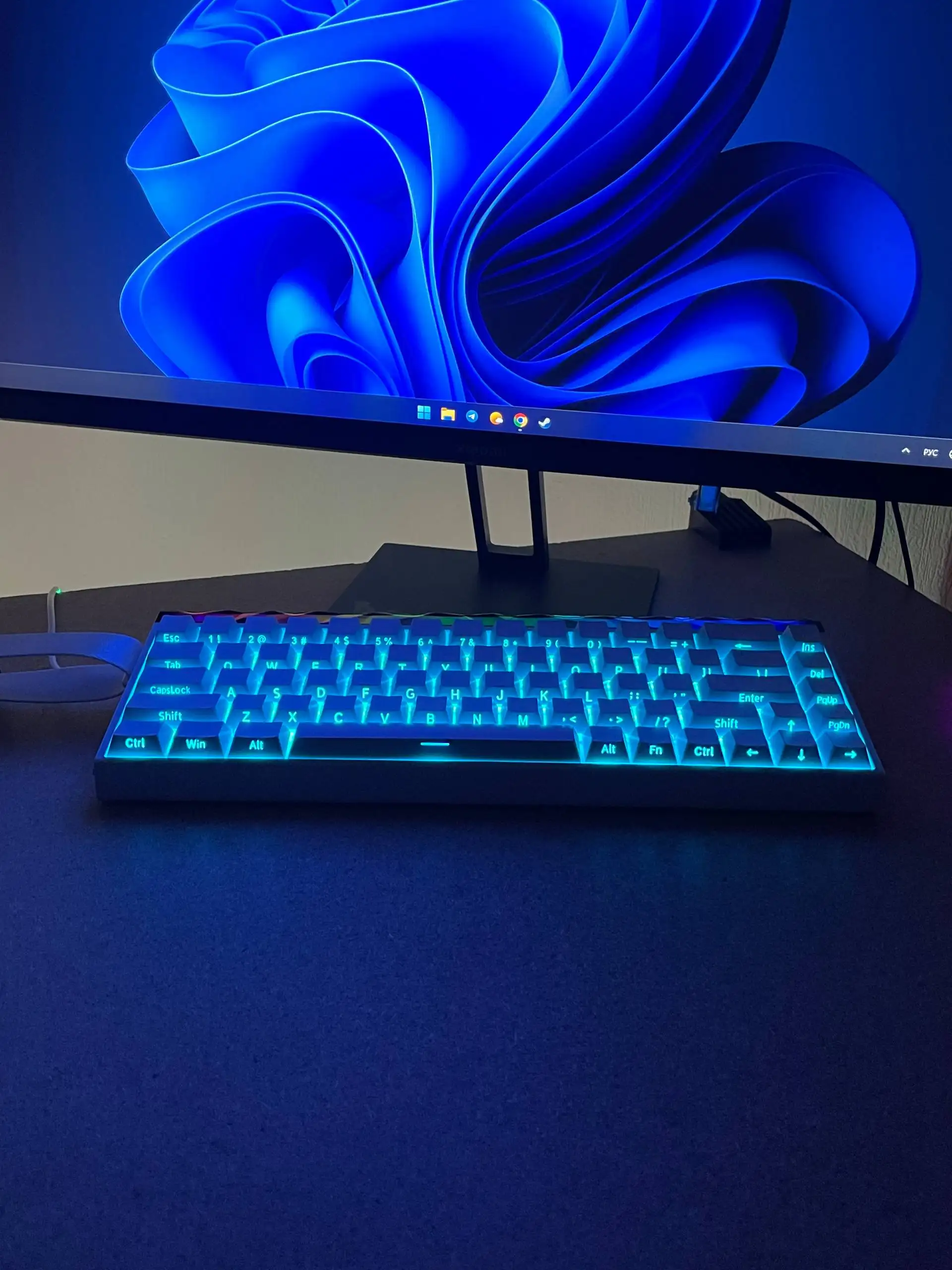 Продажа механической клавиатуры AULA Hero 68 HE - Клавиатуры (Электроника) в Екатеринбург