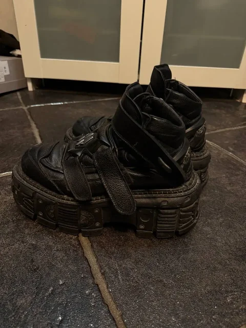 Продам нью роки танк - Товары для отдыха в Екатеринбург