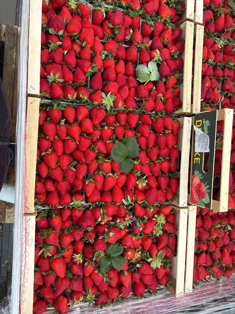 Свежая клубника и клубника в шоколаде - Барахолка в Екатеринбург