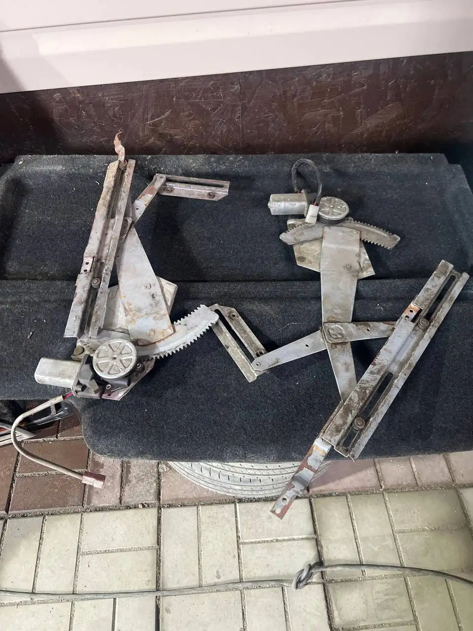 Запчасти для автомобилей - Автозапчасти (Запчасти) в Екатеринбург