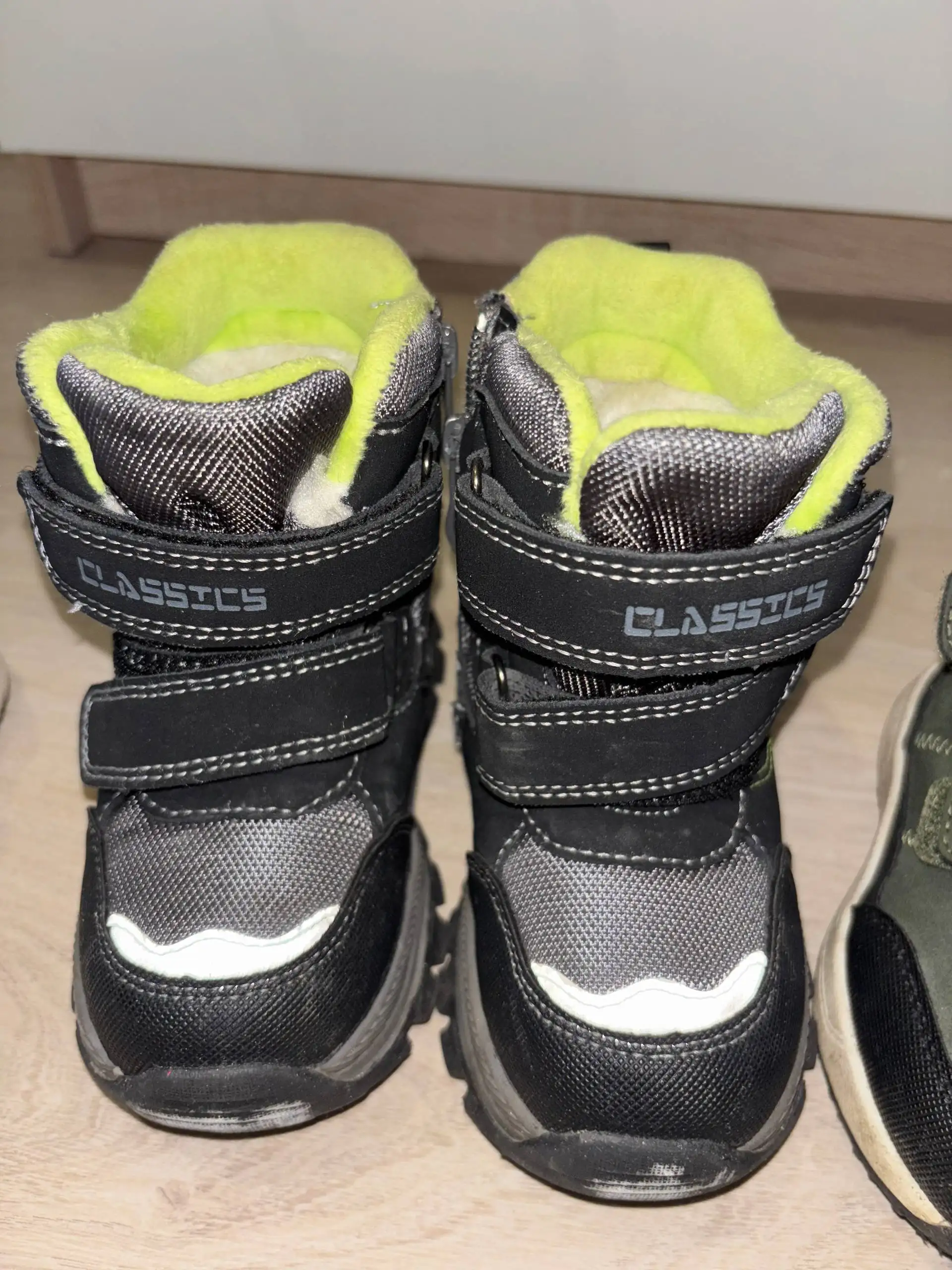 Продажа 5 пар обуви разного размера - Обувь (Одежда) в Екатеринбург