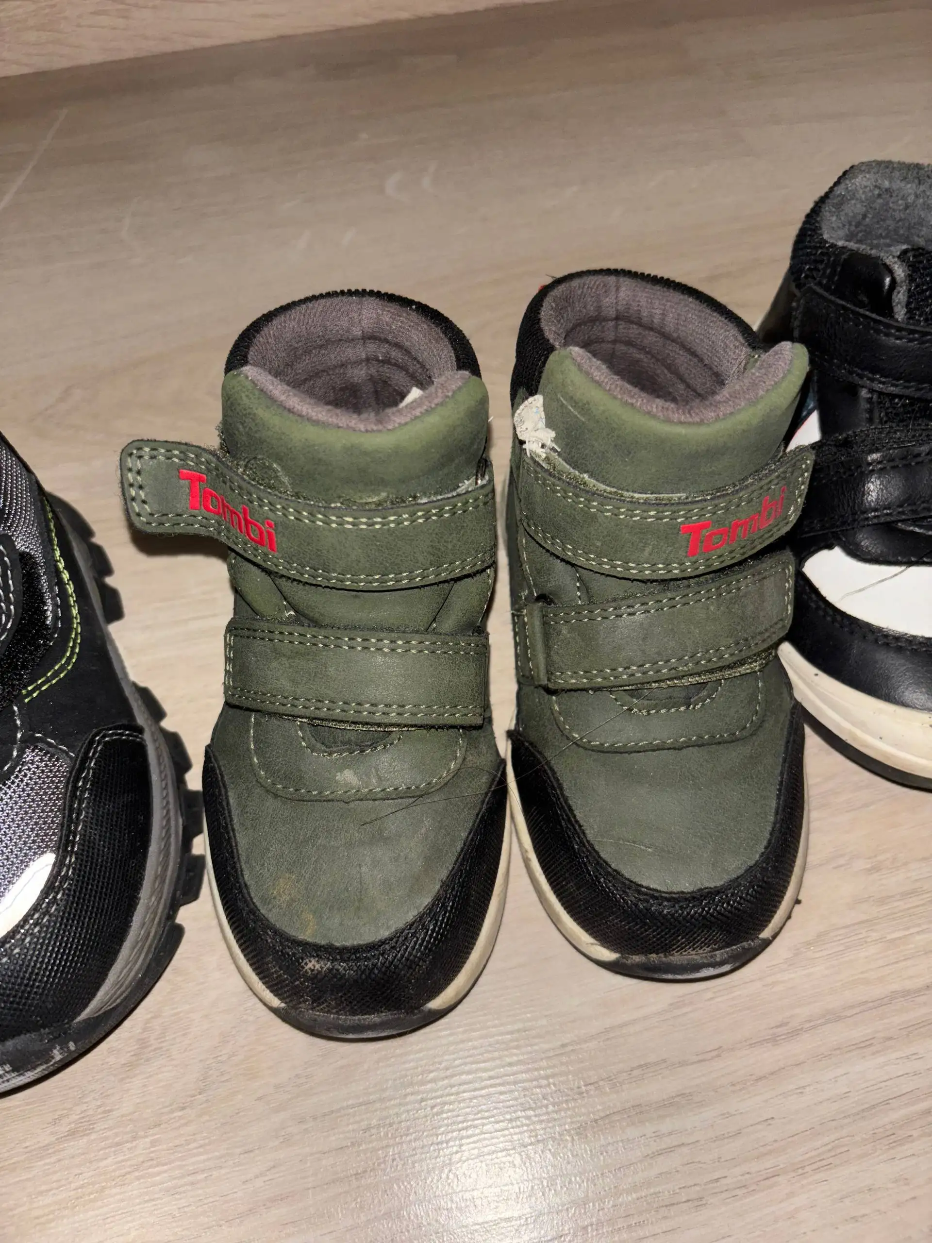 Продажа 5 пар обуви разного размера - Обувь (Одежда) в Екатеринбург