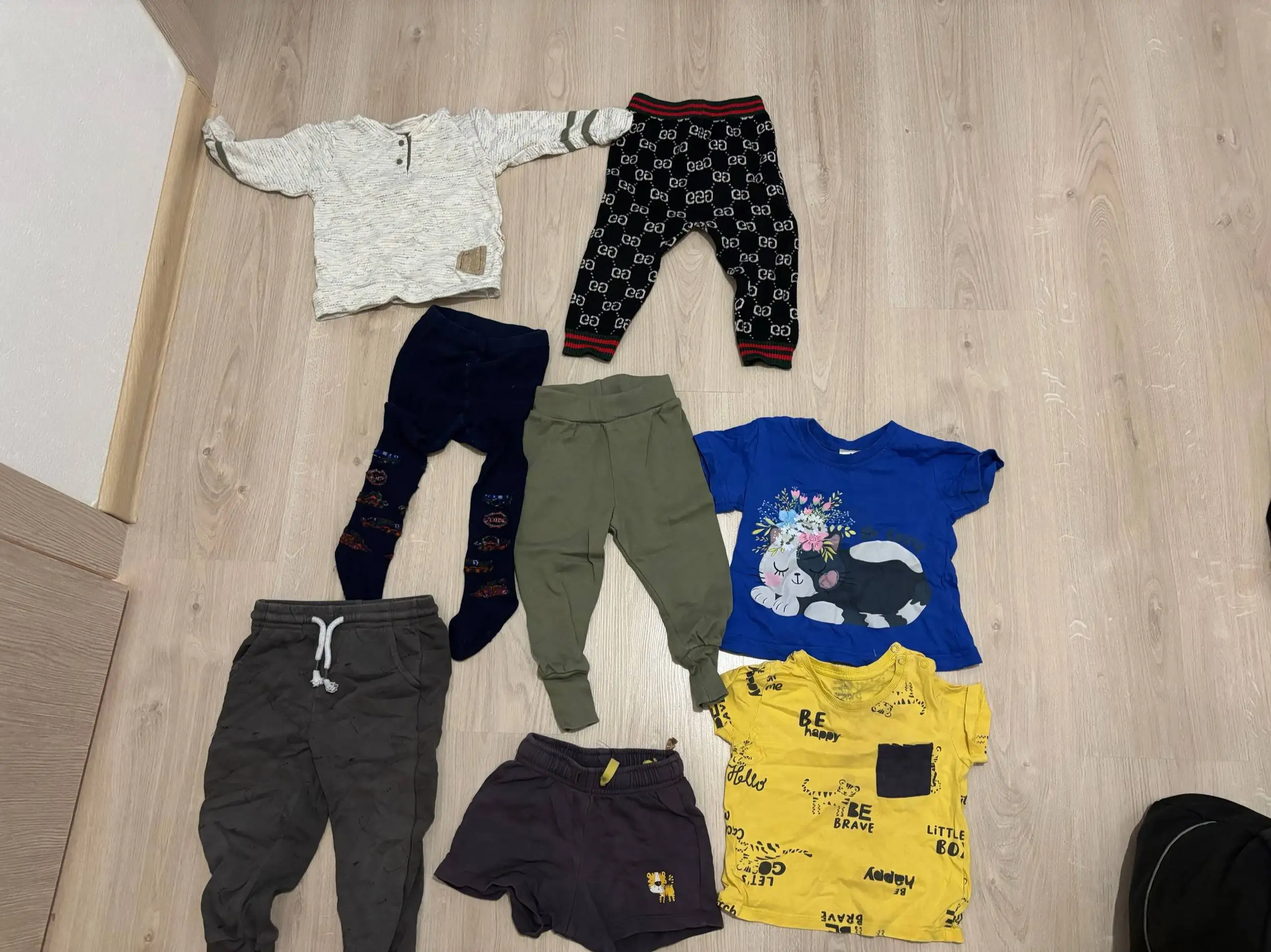 Продажа 5 пар обуви разного размера - Обувь (Одежда) в Екатеринбург