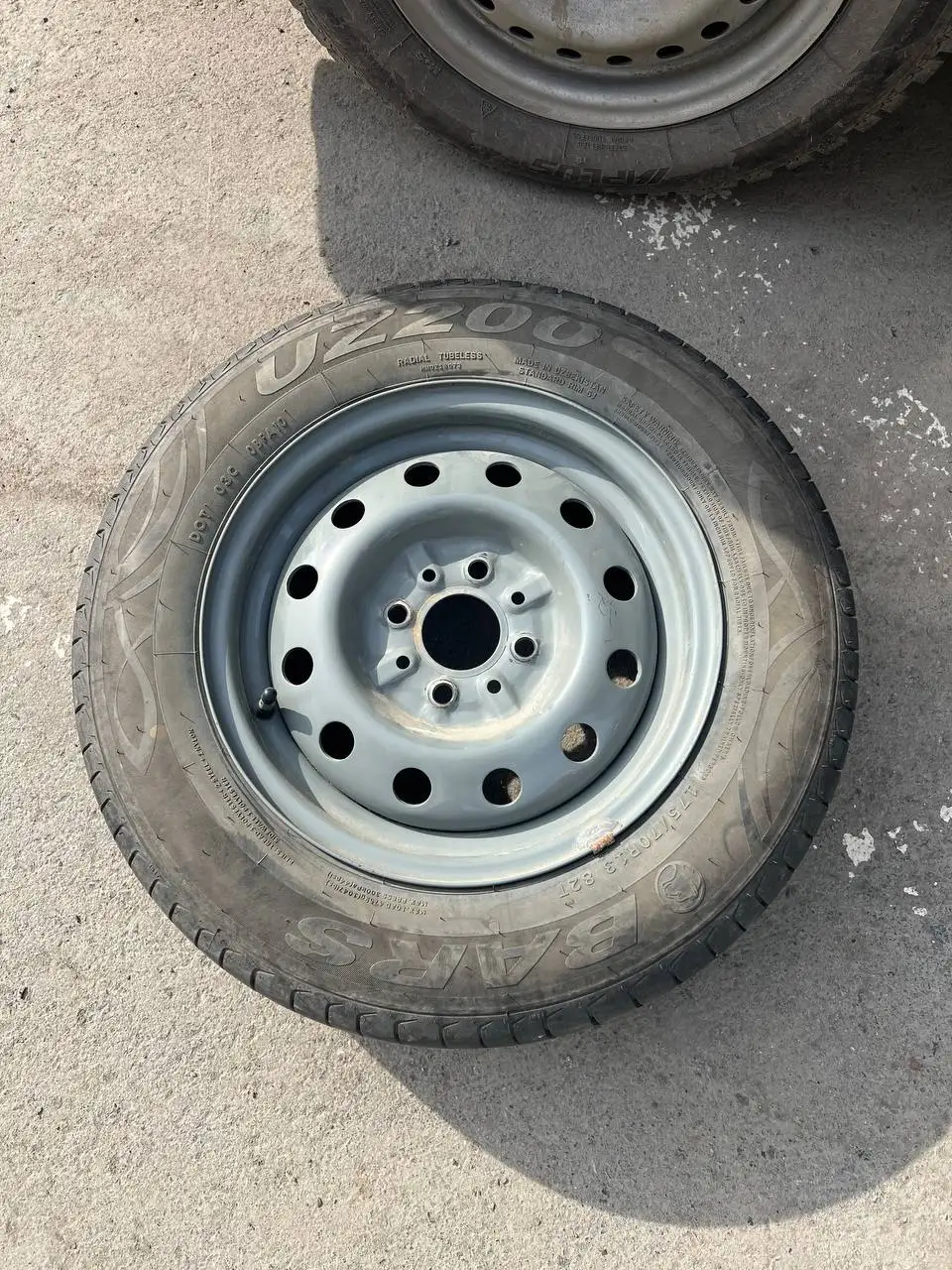 Штампы с резиной лето R13 на ВАЗ 2114 - Шины и диски (Запчасти) в Екатеринбург