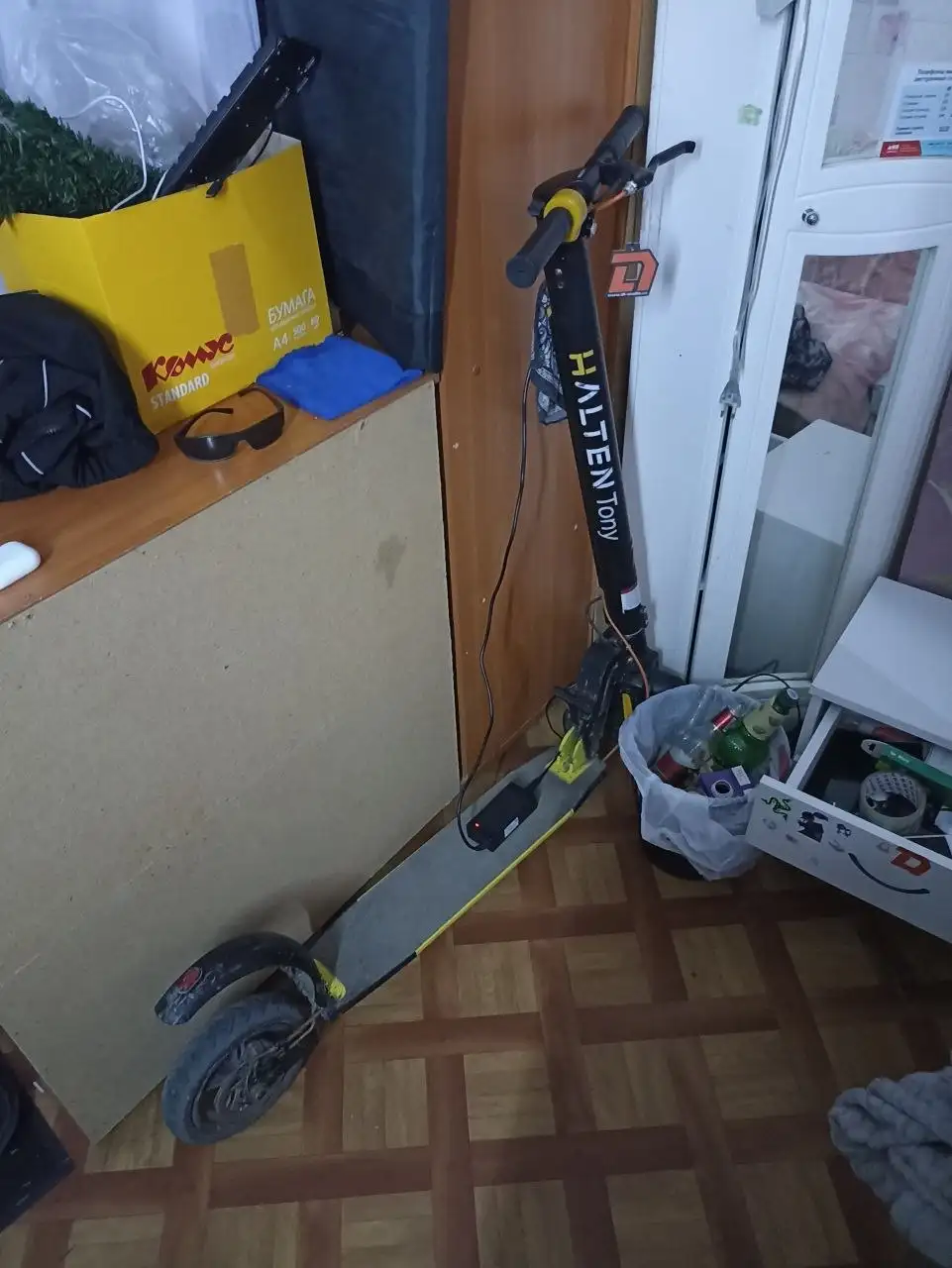 Электросамокат в хорошем состоянии - Электросамокат (Электроника) в Екатеринбург