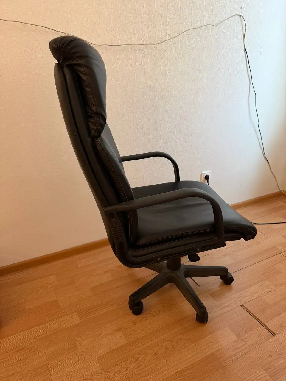 Продажа двух кресел б/у - Барахолка в Екатеринбург