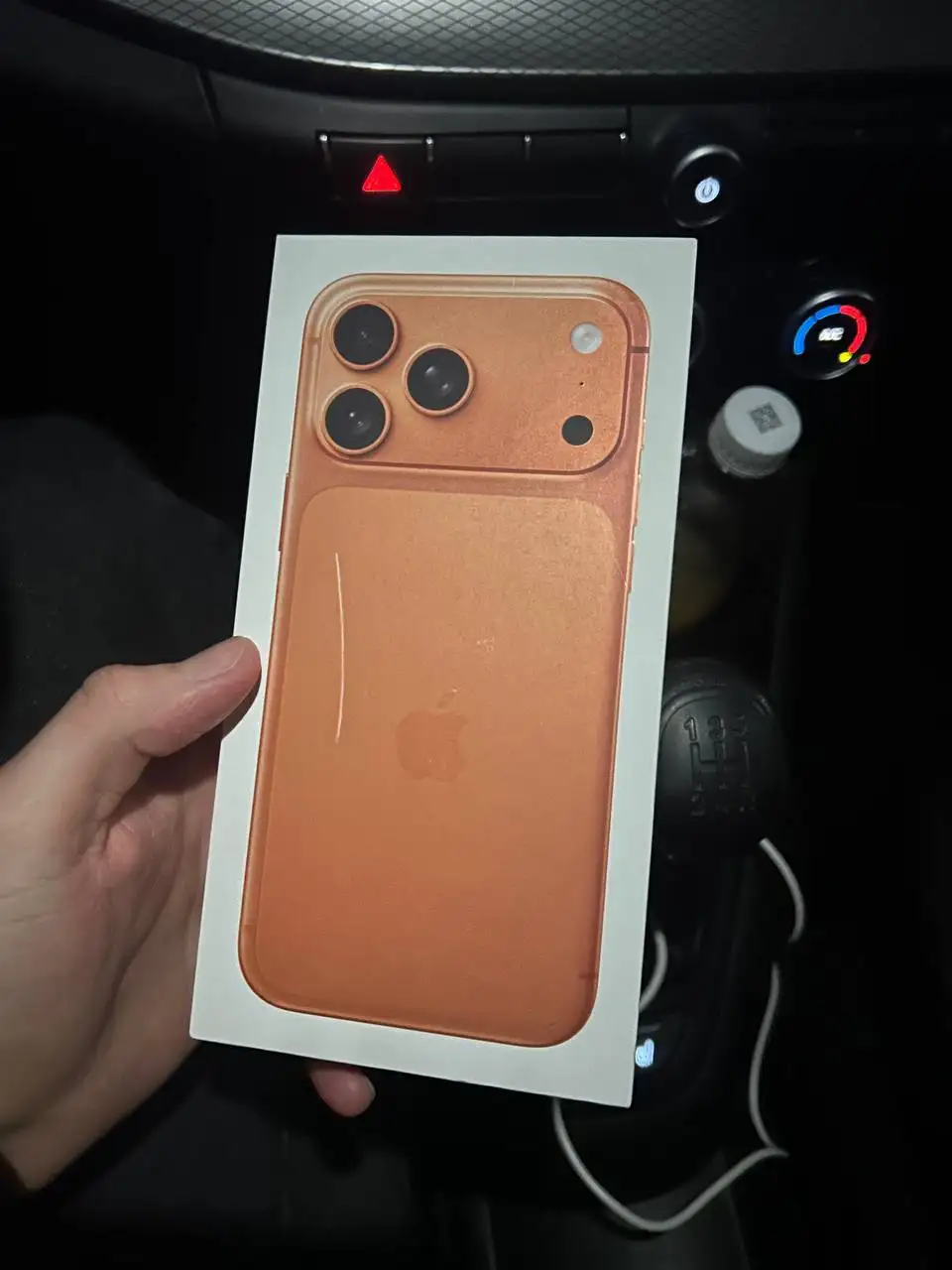 Обмен iPhone 17 Pro Max на iPhone 16 Pro с доплатой - Смартфоны (Электроника) в Екатеринбург