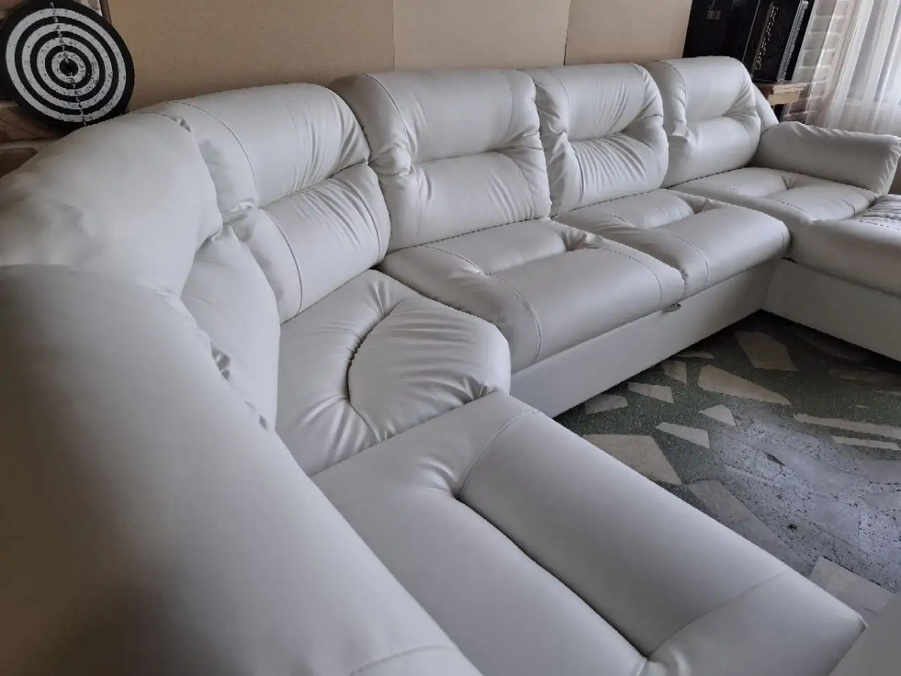 Роскошный белоснежный диван в Сысерти - Мебель (Для дома и дачи) в Сысерть
