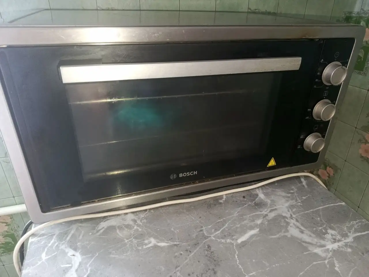 Духовая печь и выпрямитель для волос - Барахолка в Арамиль