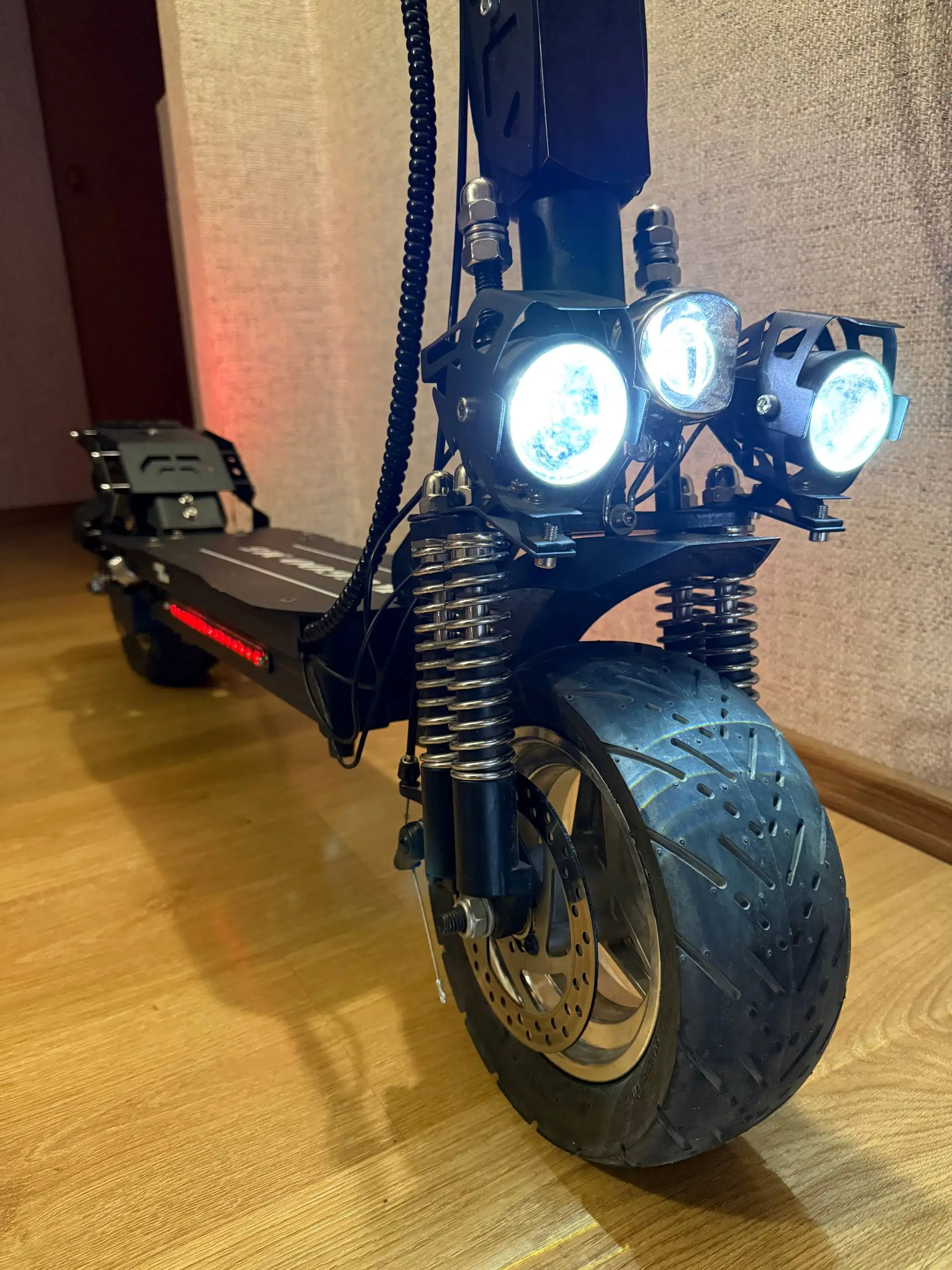 Продажа электросамоката Kugoo M5 с кастомизацией - Электротранспорт (Электроника) в Екатеринбург