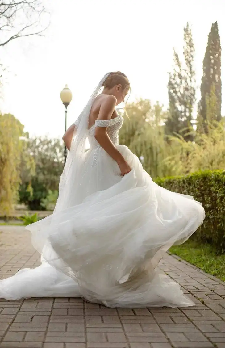 Продаю свадебное платье - Cвадебные платья (Одежда) в Екатеринбург