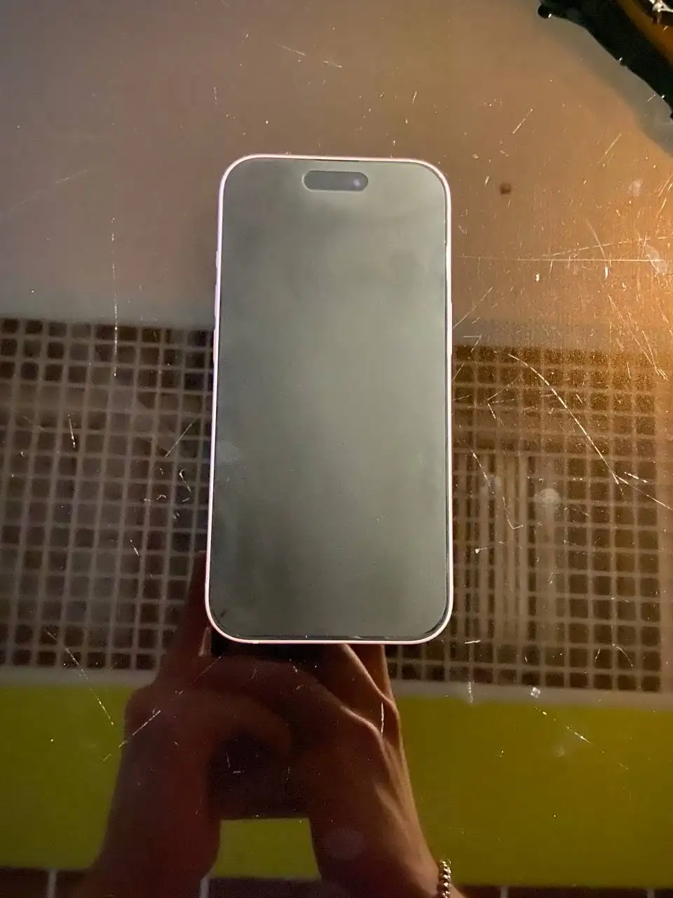 Продам iPhone 15 256GB - Смартфоны (Электроника) в Екатеринбург