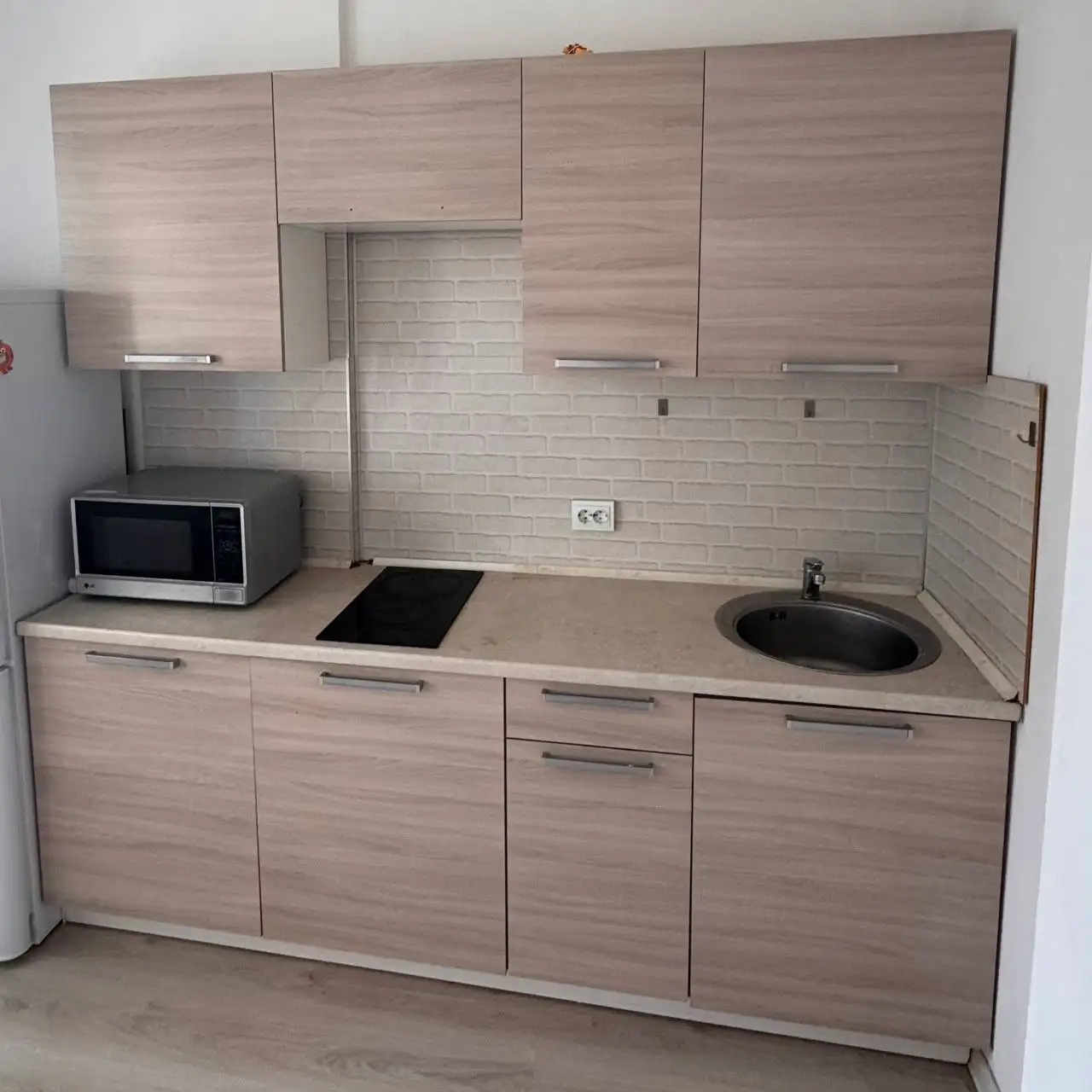 Продажа стиральной машины, кухонного гарнитура и кровати - Для дома и дачи (Барахолка) в Екатеринбург