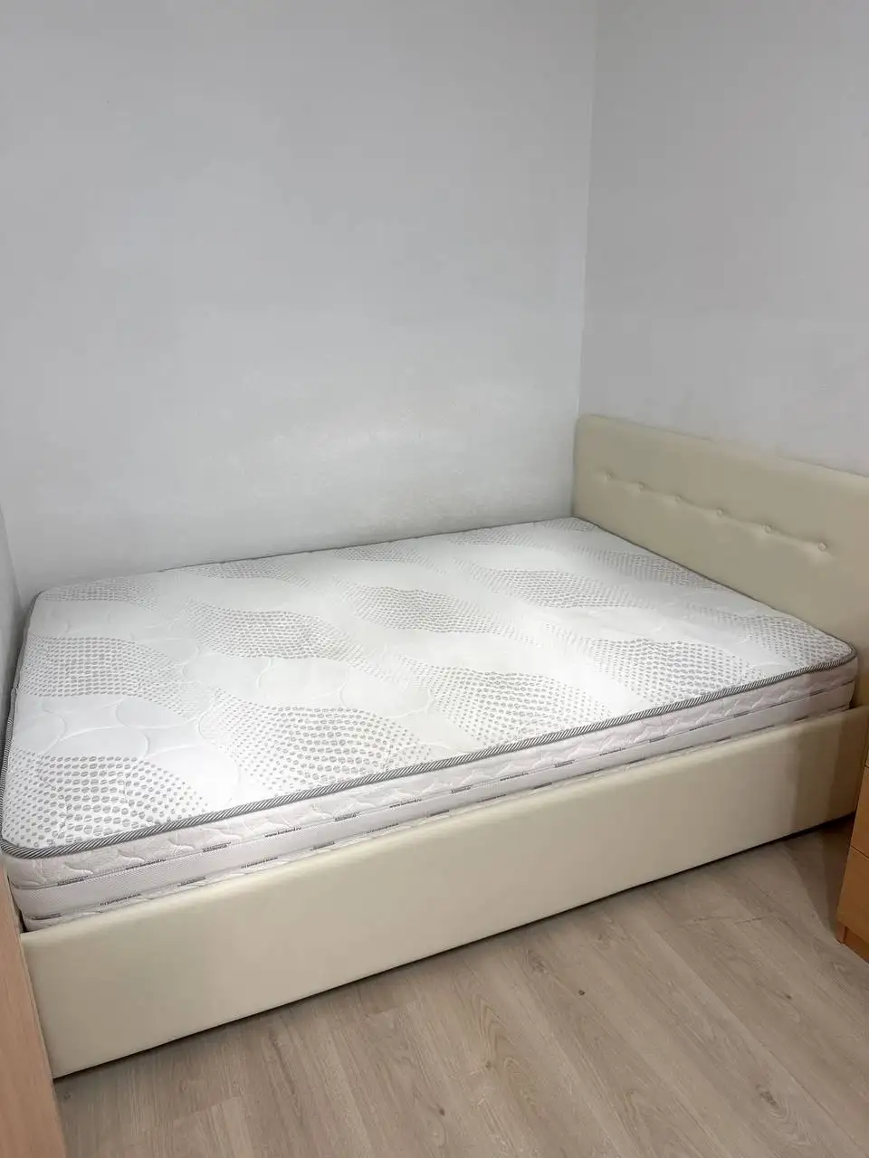 Продажа стиральной машины, кухонного гарнитура и кровати - Для дома и дачи (Барахолка) в Екатеринбург