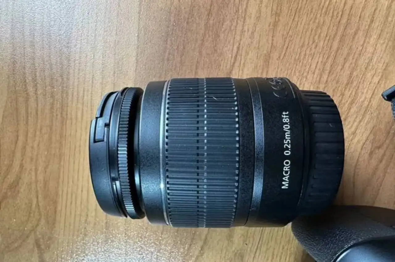 Фотоаппарат Canon 1300d - Электроника в Екатеринбург