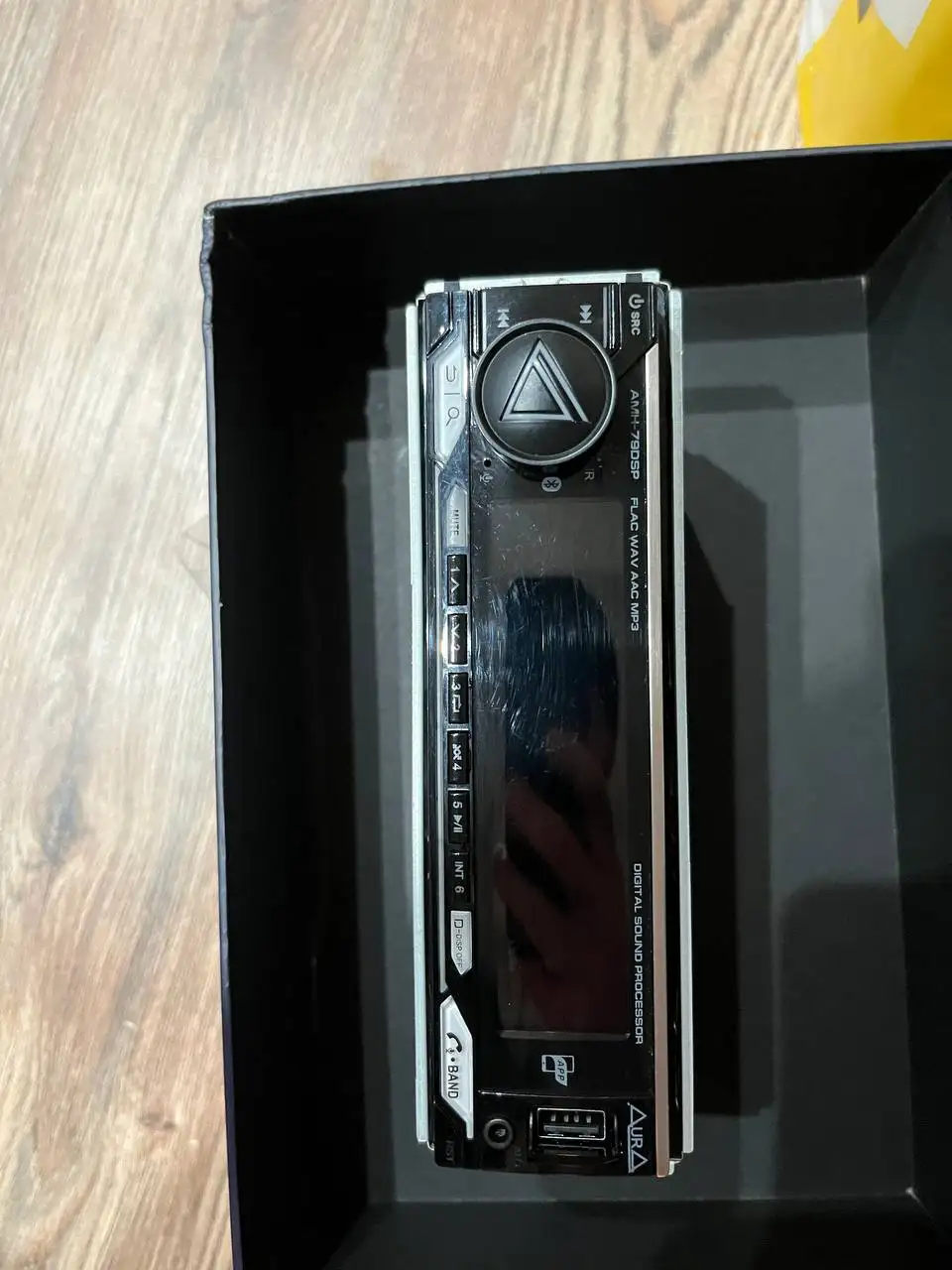 Продажа IBOX UltraWide 4K видеорегистратор-зеркало и магнитола Aura AMH-79DSP - Автоаксессуары и электроника (Авто) в Екатеринбург