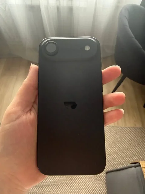 Продам iPhone 17 Air 256GB - Игры и приставки в Екатеринбург