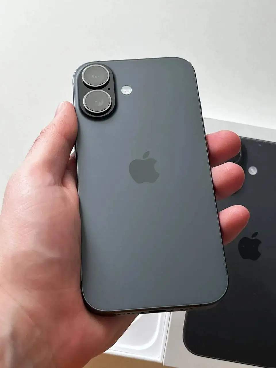 Продам iPhone 17 - Смартфоны и гаджеты (Электроника) в Екатеринбург