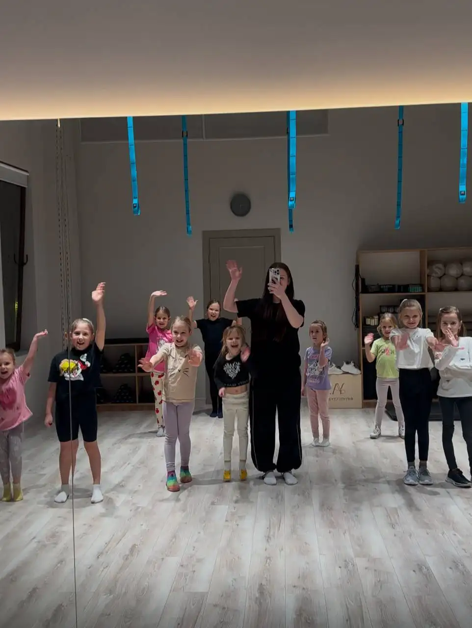 Детская школа танцев MUVA - Спорт и танцы (Услуги) в Екатеринбург