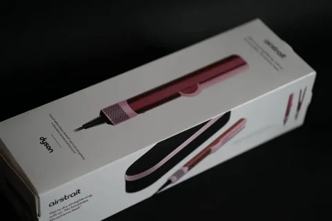 Продам выпрямитель Dyson - Красота и здоровье в Екатеринбург