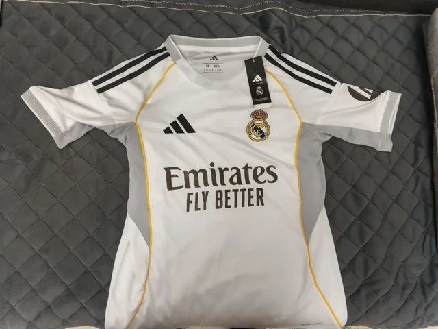 Футболка Real Madrid новая - Бижутерия в Екатеринбург