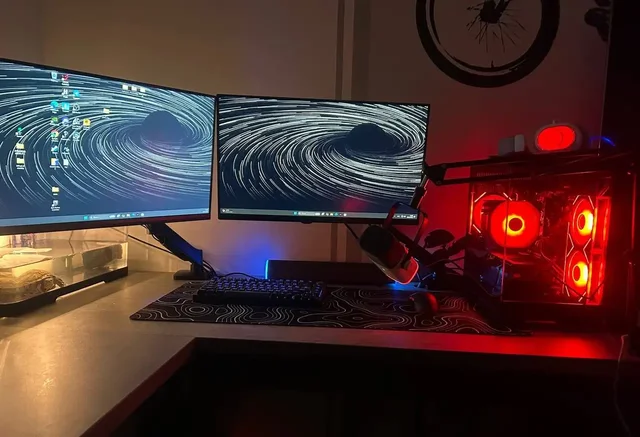Игровой ПК Ryzen 5 8400F + RTX 5060 в сборе с периферией - Компьютеры и комплектующие в Екатеринбург
