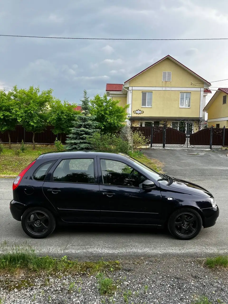 Lada Kalina в отличном состоянии с редким цветом - Легковые автомобили (Авто) в Екатеринбург