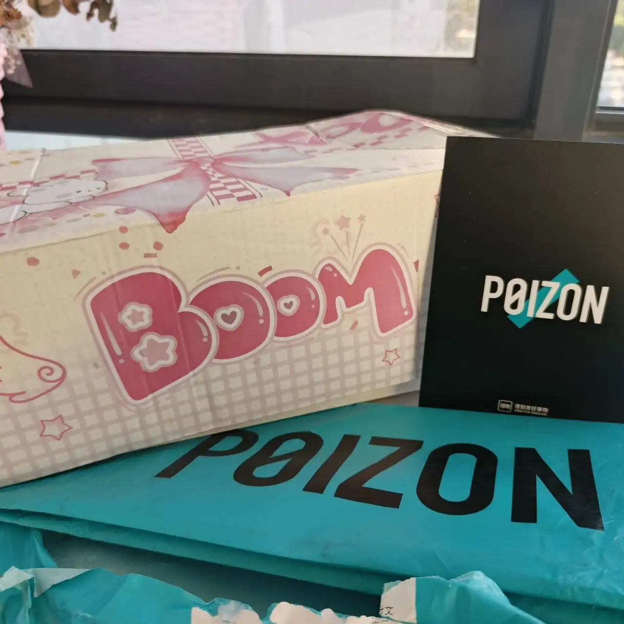 Кроссовки POIZON 39 размера новые - Обувь (Одежда) в Екатеринбург